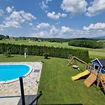公寓 Sofia Haven In Nature With Pool *