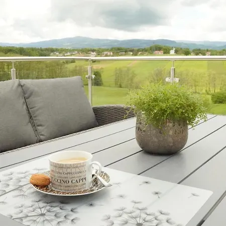 Sofia Haven In Nature With Pool Apartamento Slovenska Bistrica