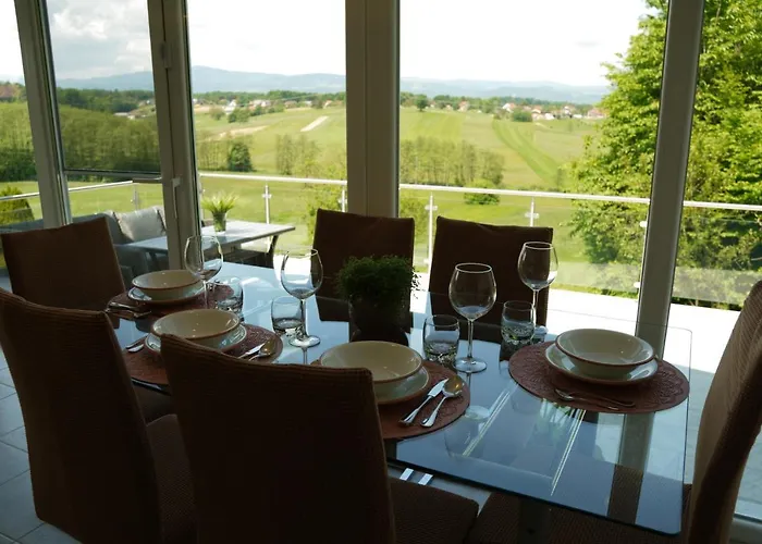 Sofia Haven In Nature With Pool *